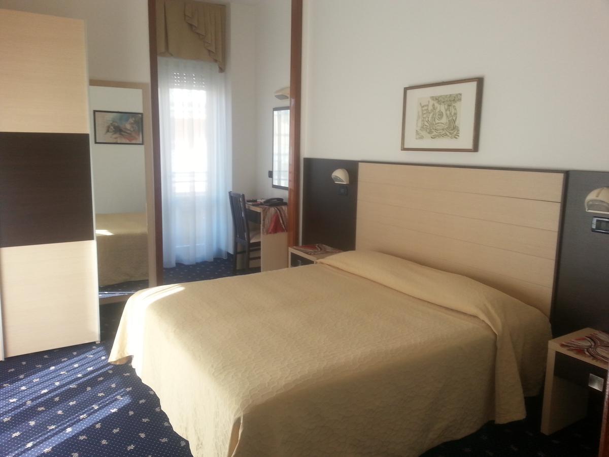 Hotel Tilly Cesenatico Eksteriør bilde