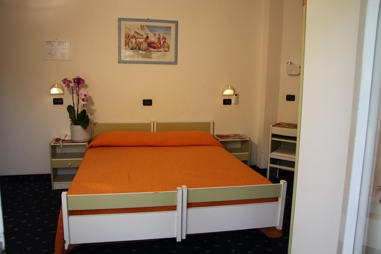 Hotel Tilly Cesenatico Eksteriør bilde